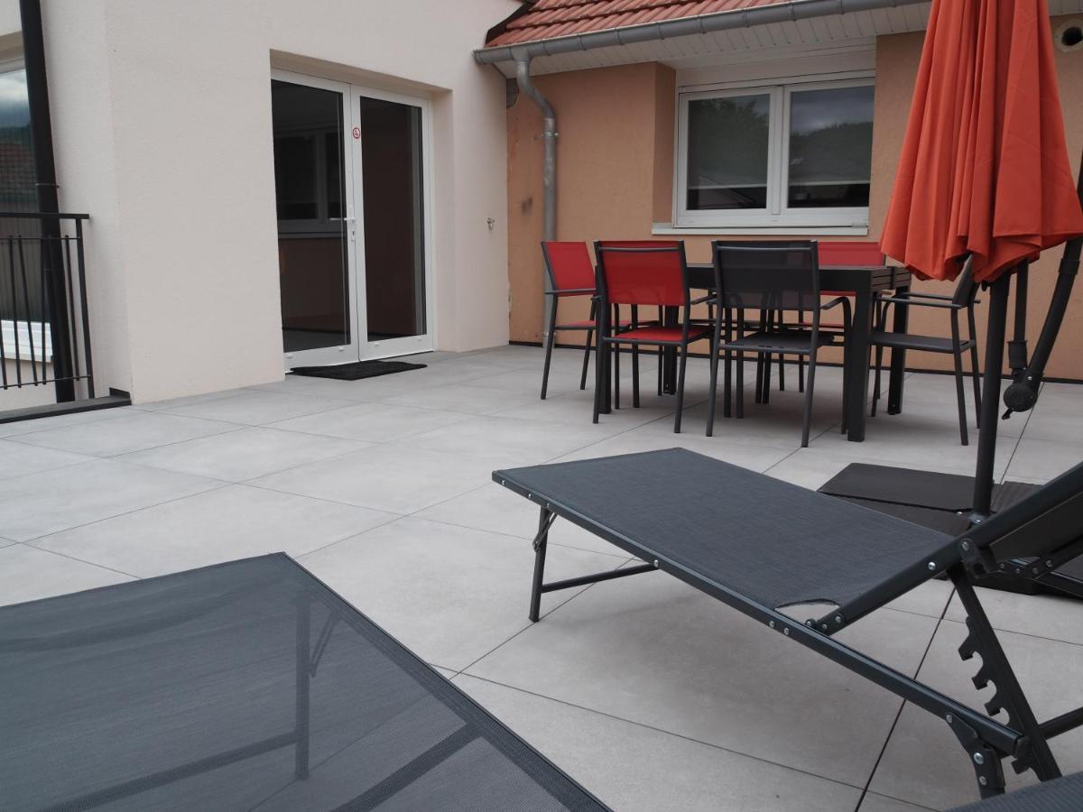 Gite Le Renouveau Avec Jacuzzi Privatif Laveline Exterior foto