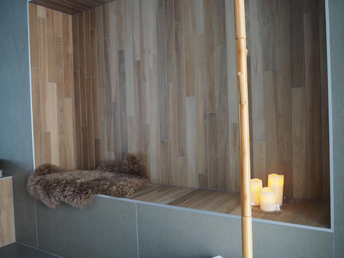 Gite Le Renouveau Avec Jacuzzi Privatif Laveline Exterior foto