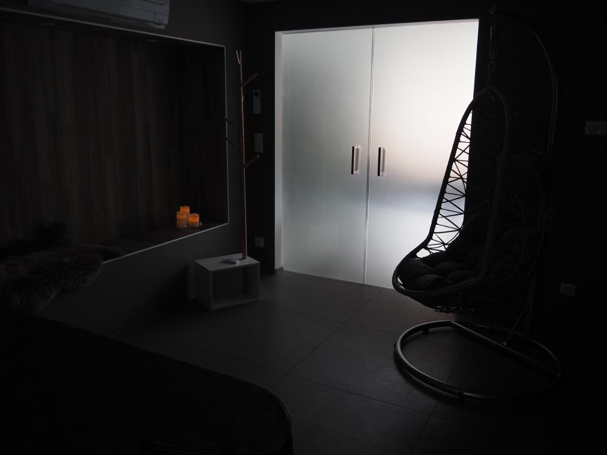 Gite Le Renouveau Avec Jacuzzi Privatif Laveline Exterior foto